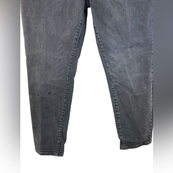 Forever 21 Black Button Fly High Rise Relaxed Jean Size 30 - Picture 4 of 7